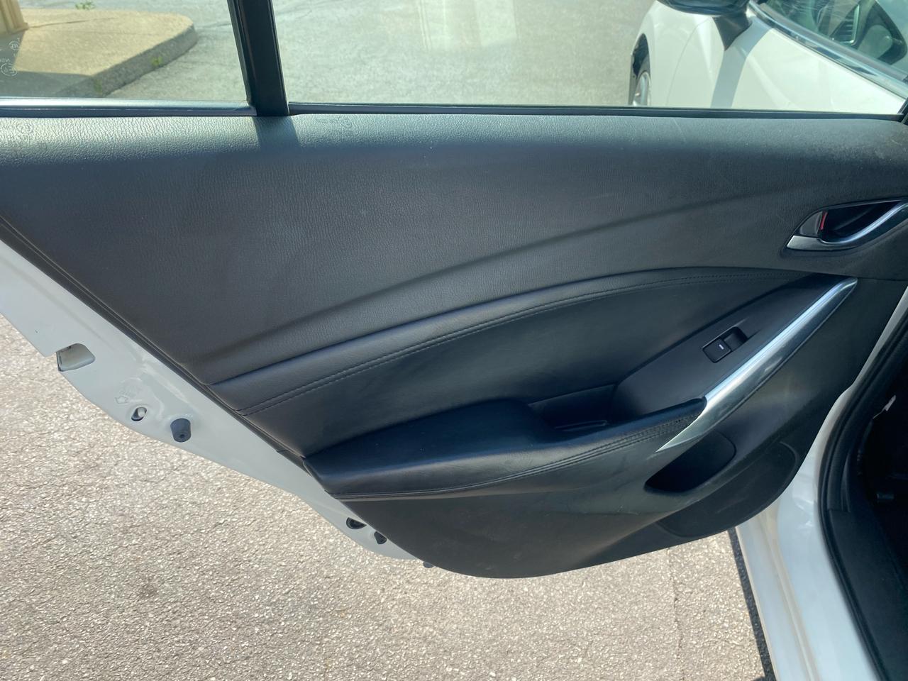 Mazda MAZDA6 i Touring 2015