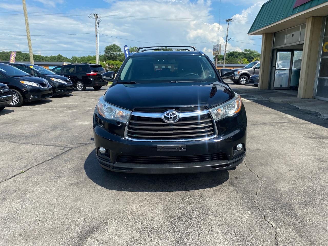 Toyota Highlander XLE AWD V6 2016