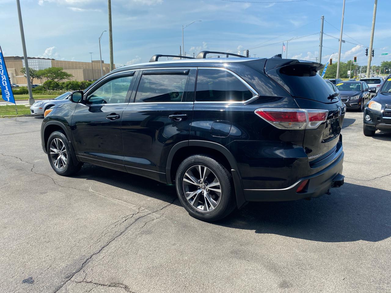 Toyota Highlander XLE AWD V6 2016