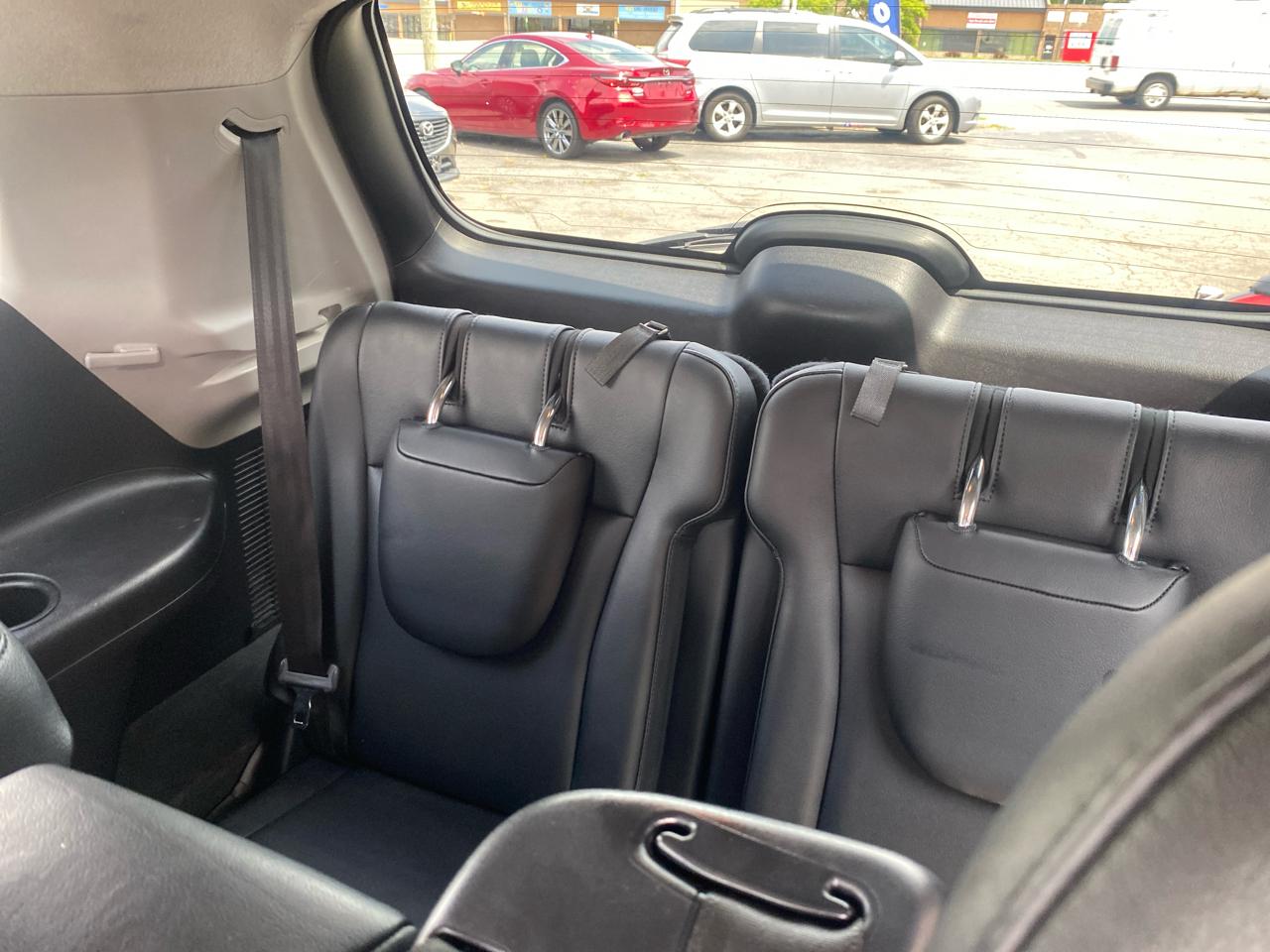 Toyota Highlander Base 4WD 2012
