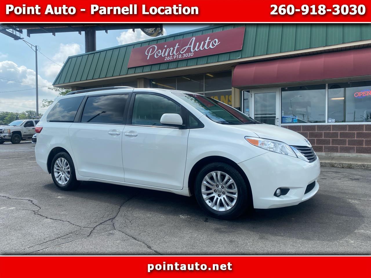 2017 Toyota Sienna 5dr 7-Pass Van V6 XLE FWD (Natl)