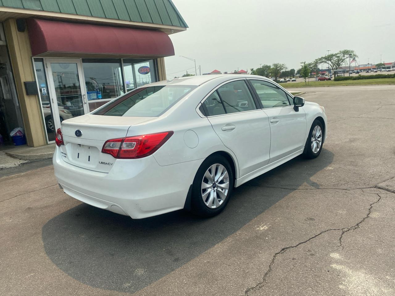 Subaru Legacy 2.5i Premium 2015