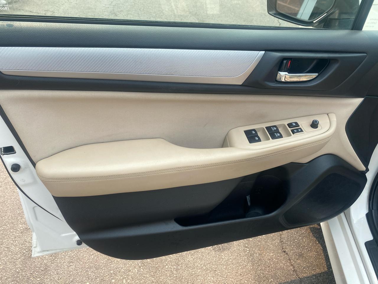 Subaru Legacy 2.5i Premium 2015