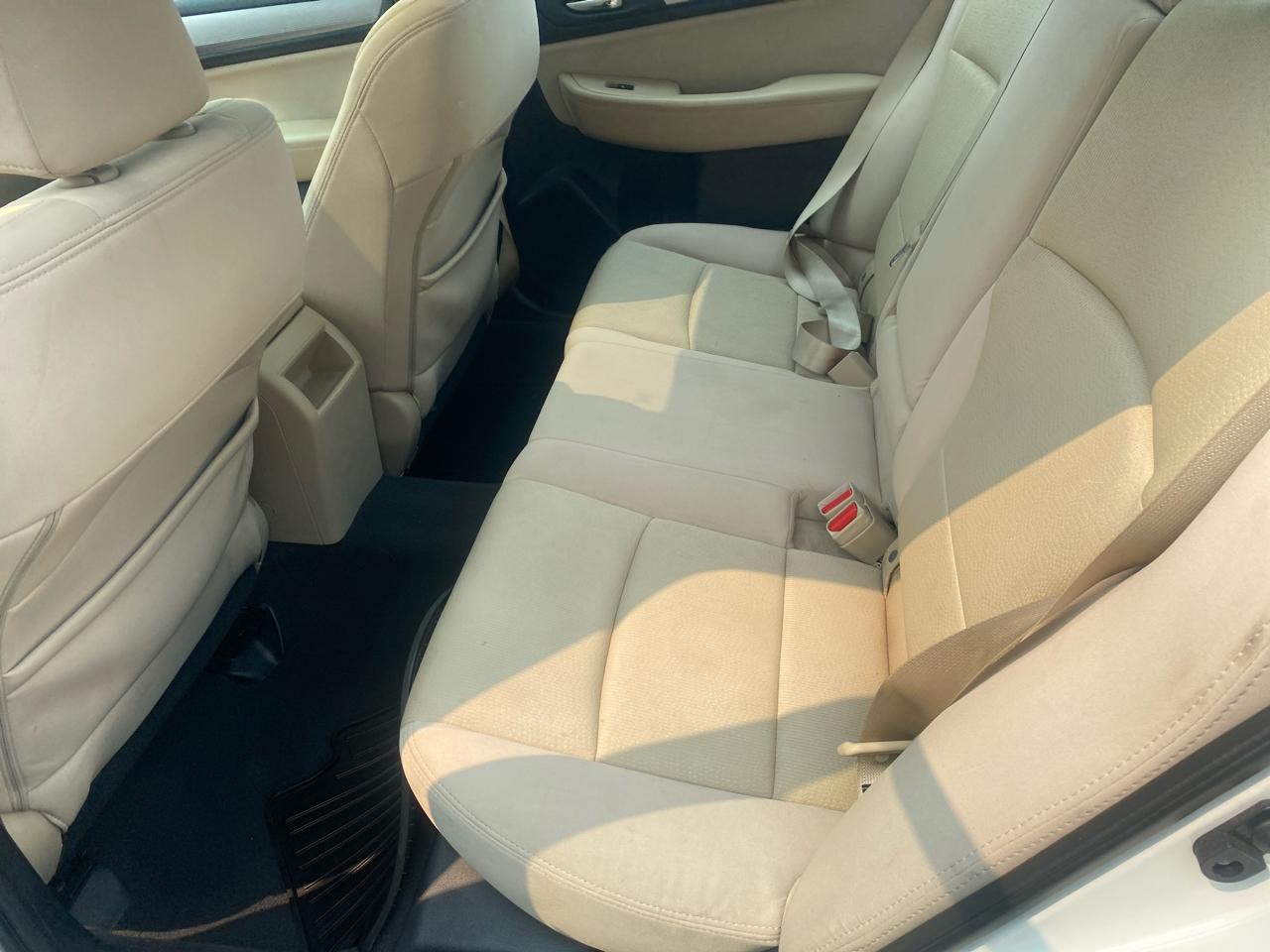 Subaru Legacy 2.5i Premium 2015
