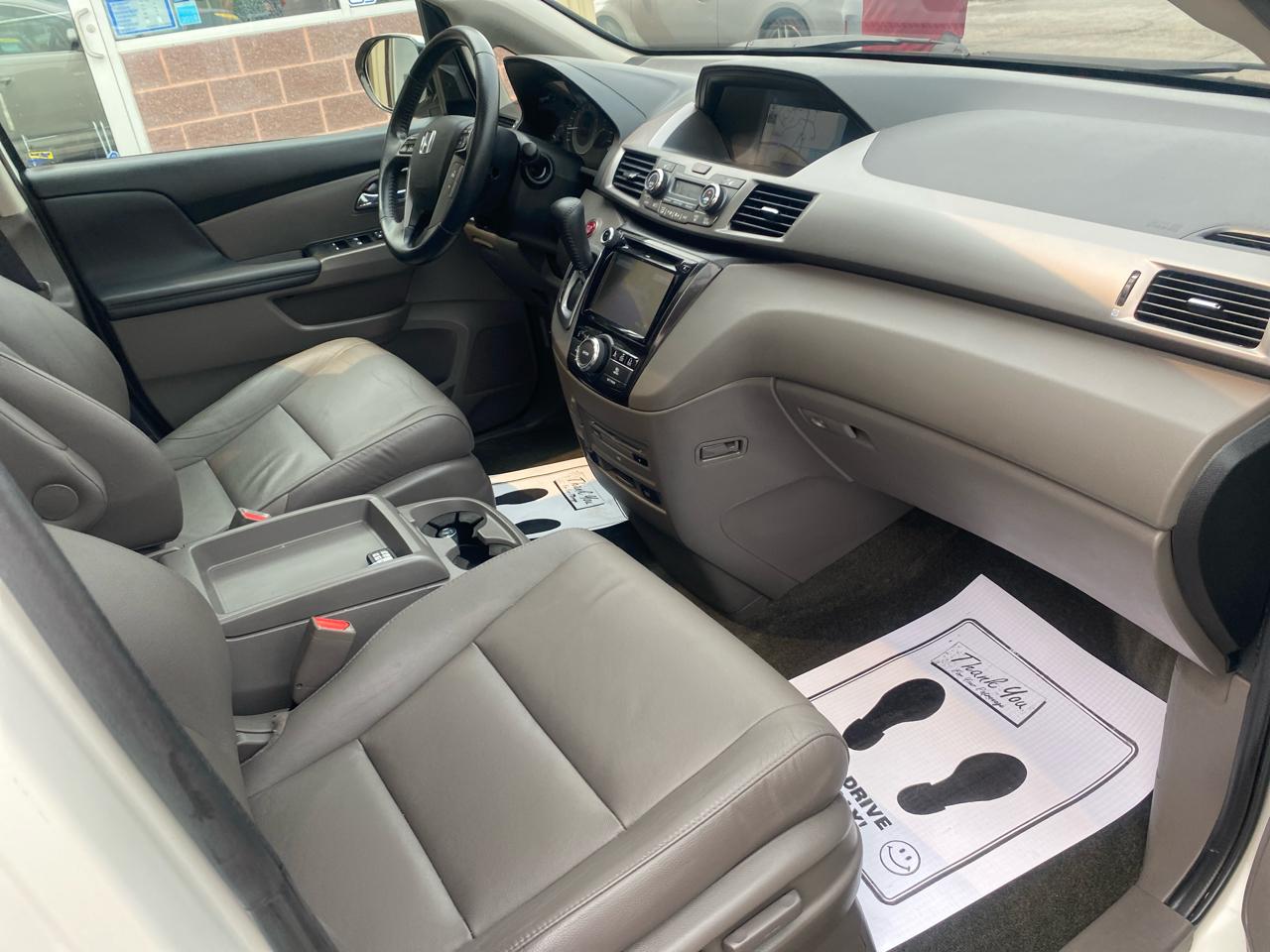 Honda Odyssey Touring 2016