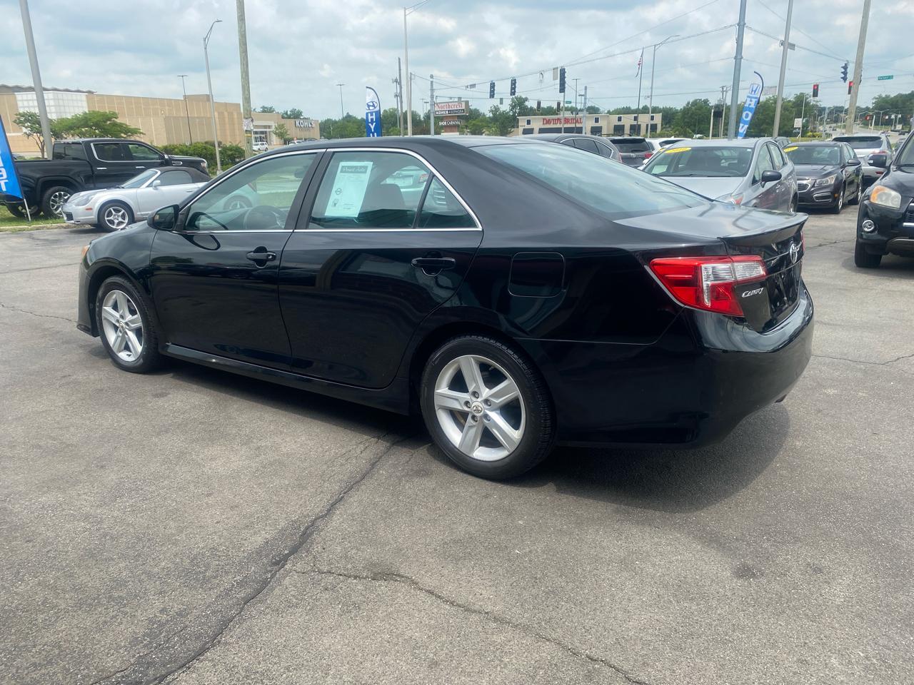 Toyota Camry SE 2012