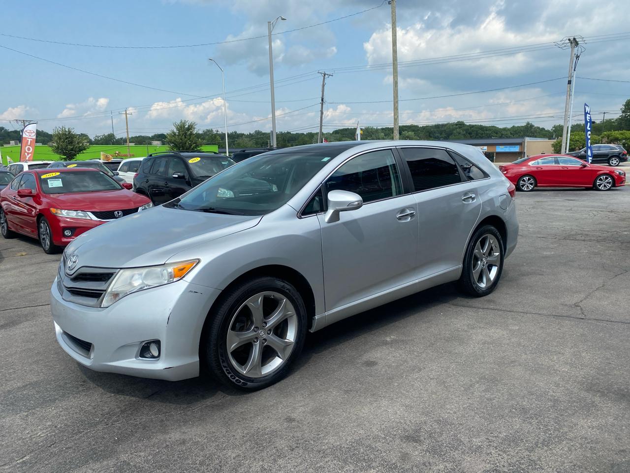 Toyota Venza LE V6 AWD 2014