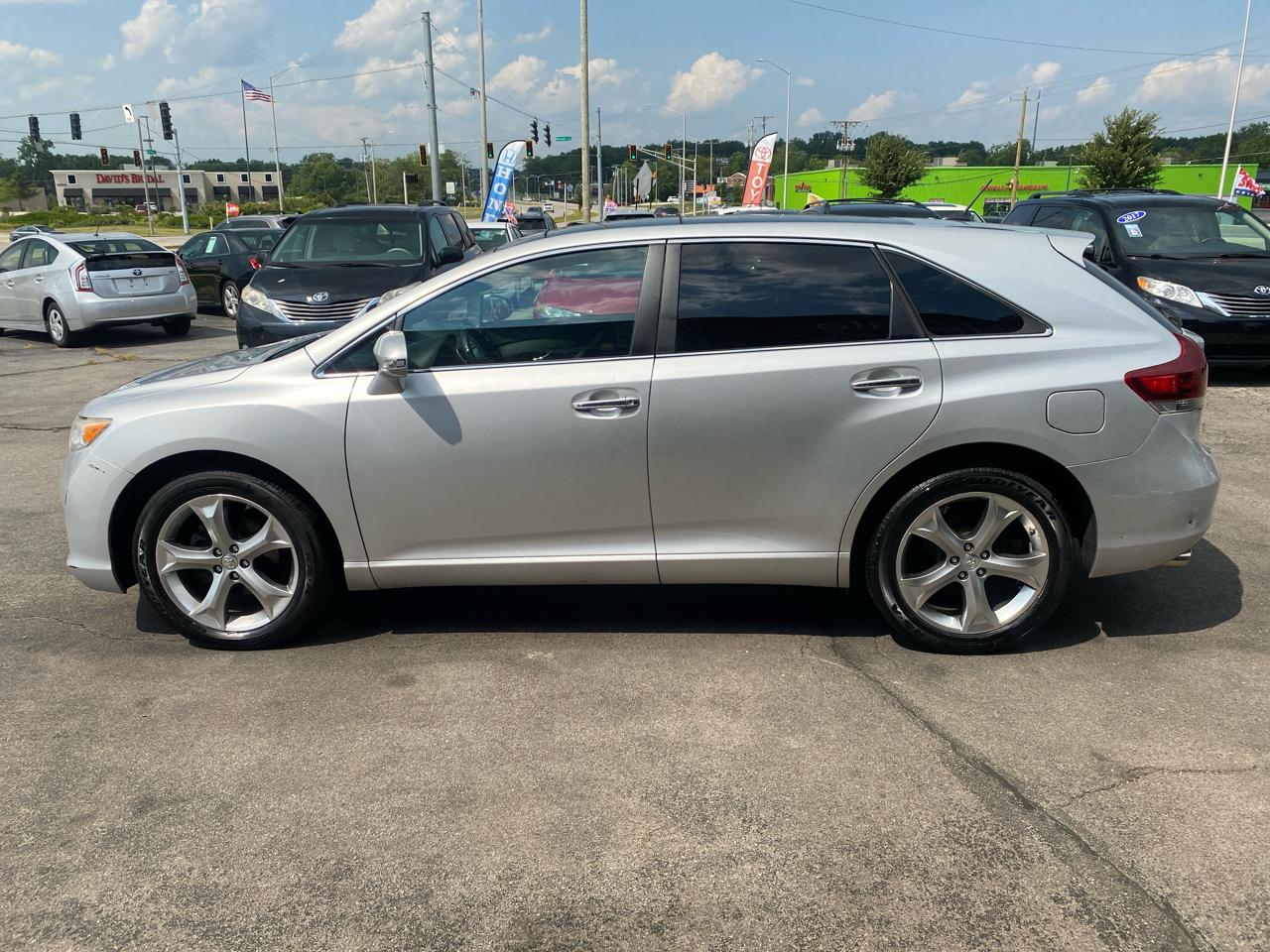 Toyota Venza LE V6 AWD 2014