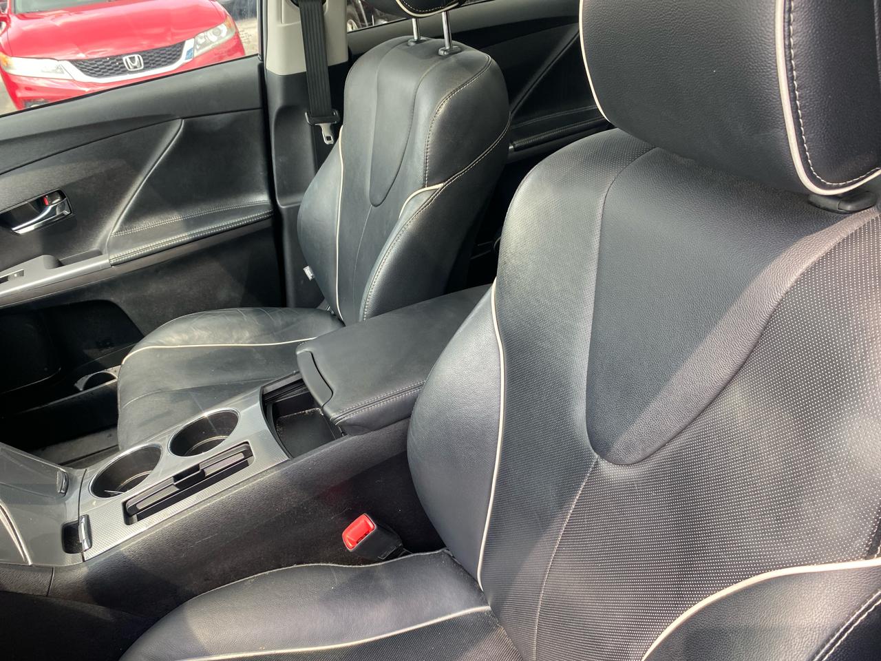 Toyota Venza LE V6 AWD 2014