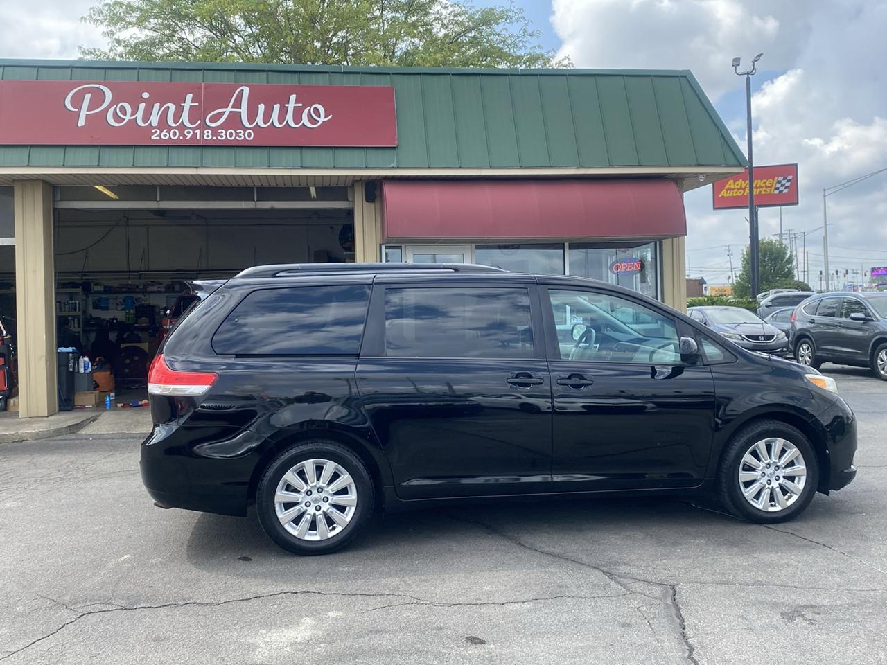 Toyota Sienna XLE 7 Passenger 2013