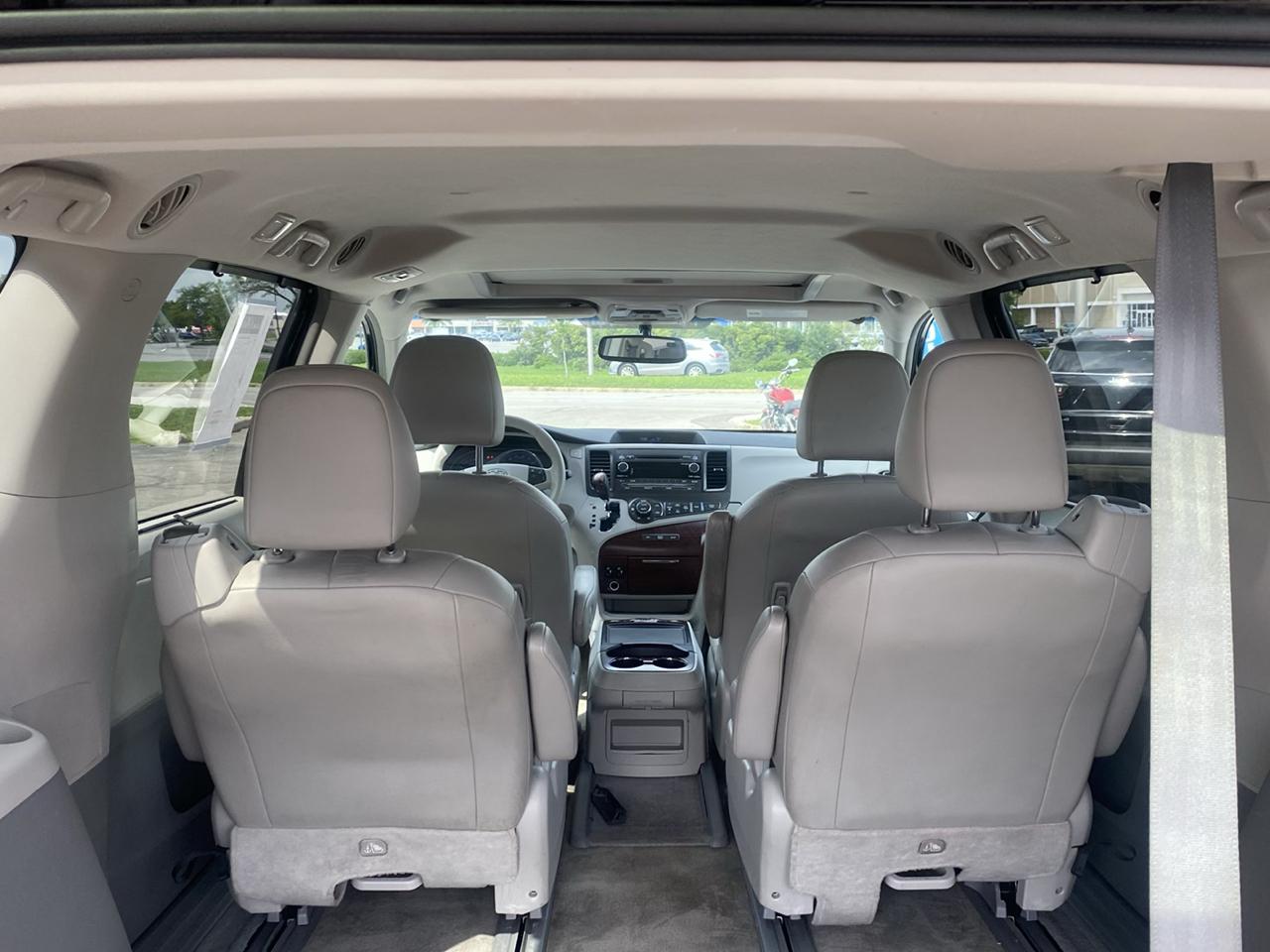 Toyota Sienna XLE 7 Passenger 2013