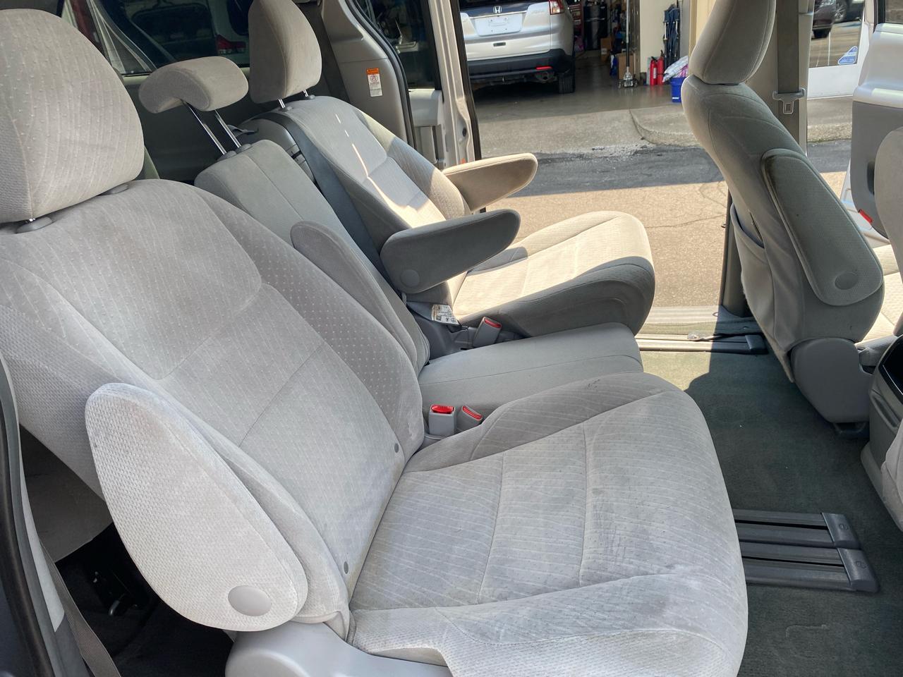 Toyota Sienna LE 8-Passenger 2017