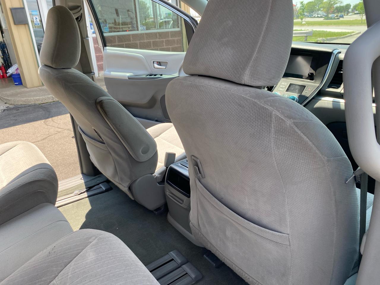 Toyota Sienna LE 8-Passenger 2017