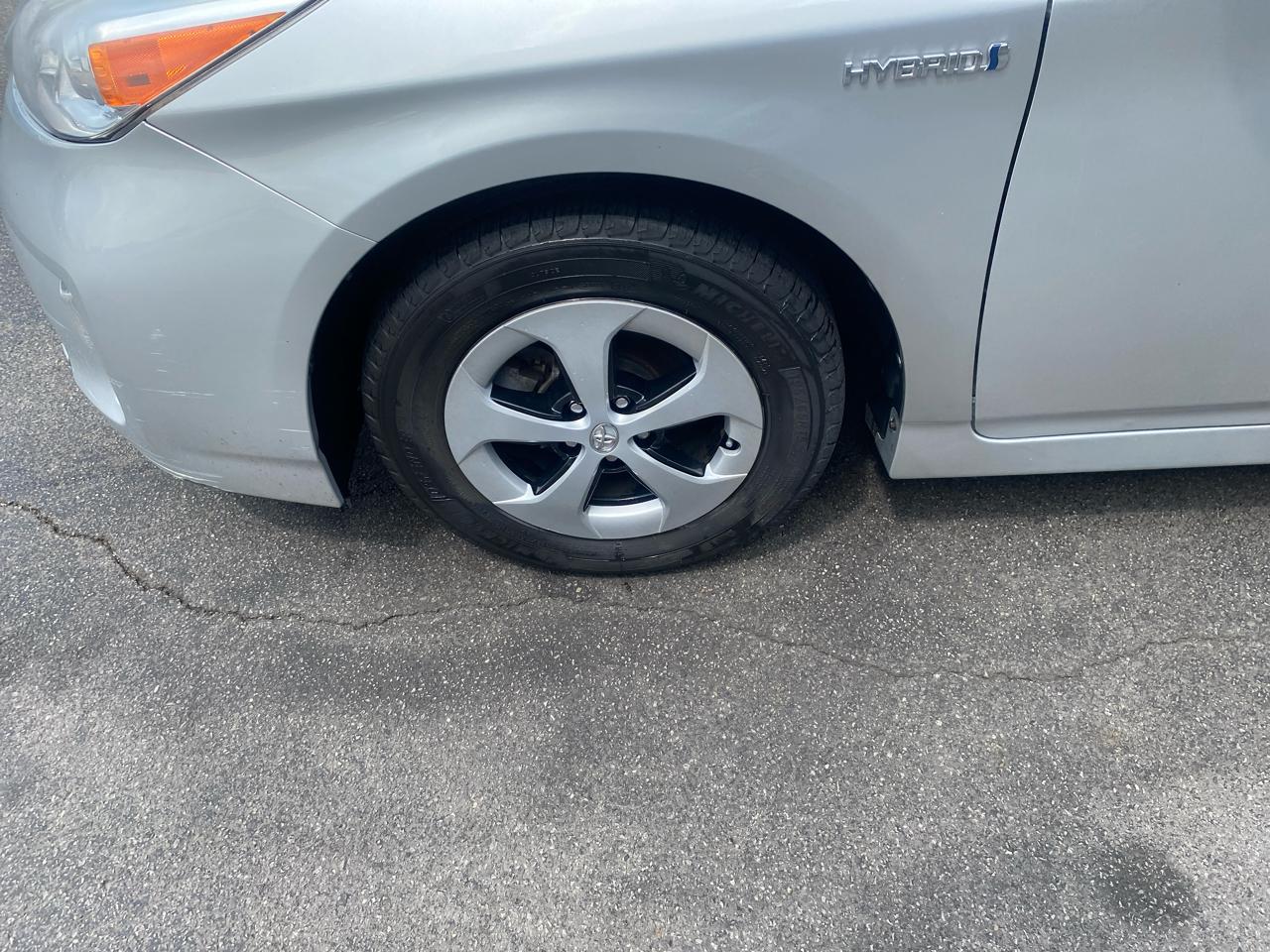 Toyota Prius Prius II 2013