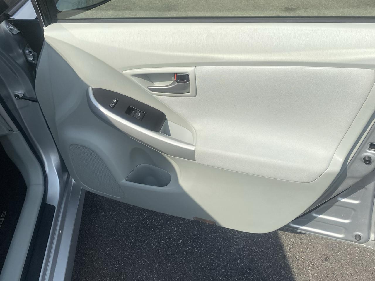 Toyota Prius Prius II 2013