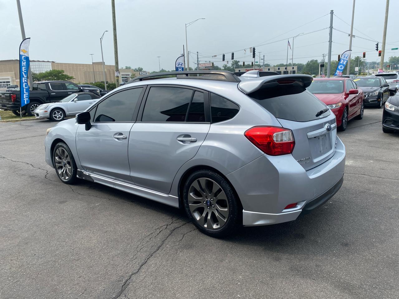 Subaru Impreza 2.0i Sport Limited PZEV 5-Door 2016