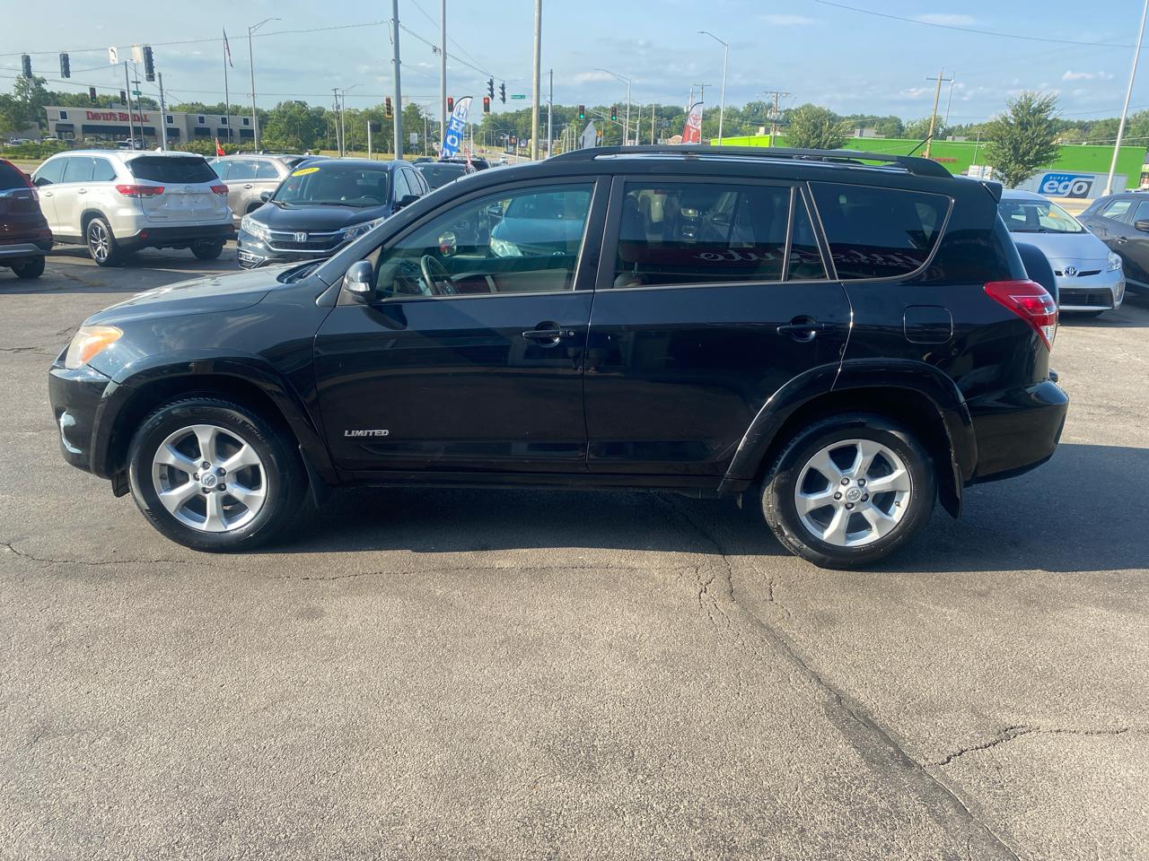 Toyota RAV4 Limited V6 4WD 2012