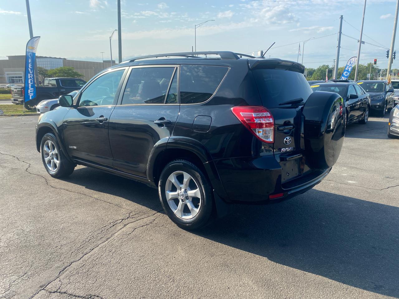 Toyota RAV4 Limited V6 4WD 2012