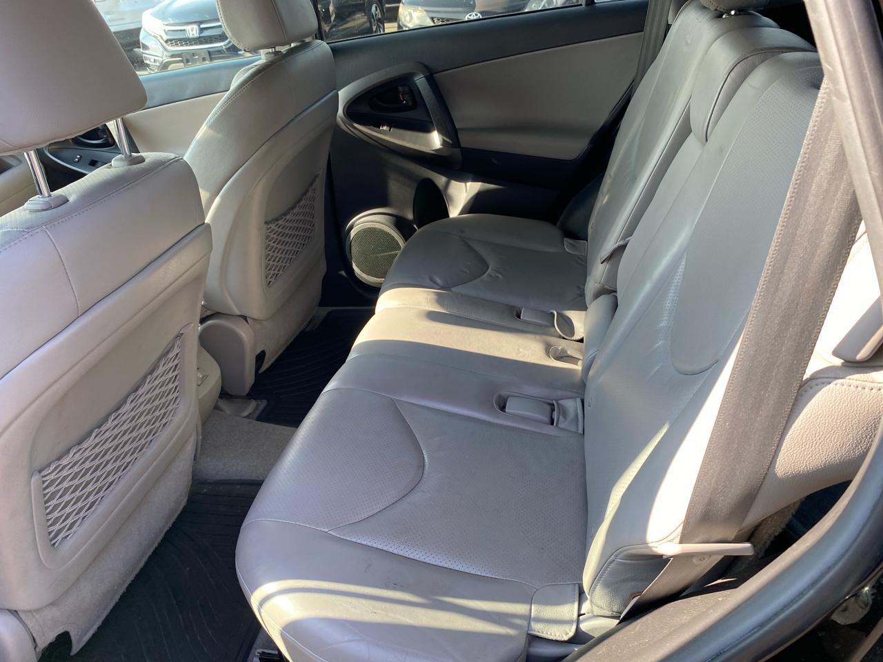 Toyota RAV4 Limited V6 4WD 2012