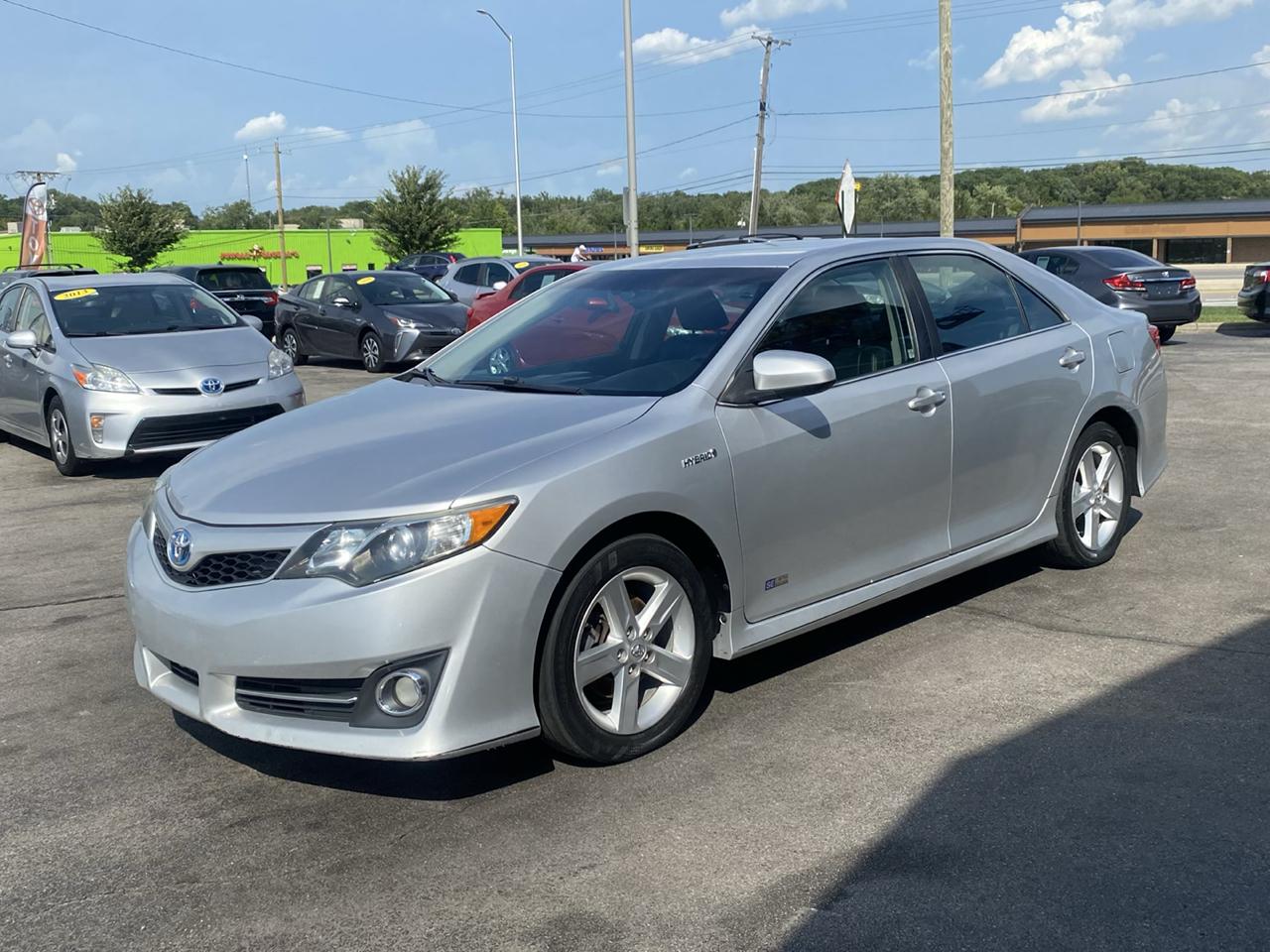 Toyota Camry Hybrid XLE 2014