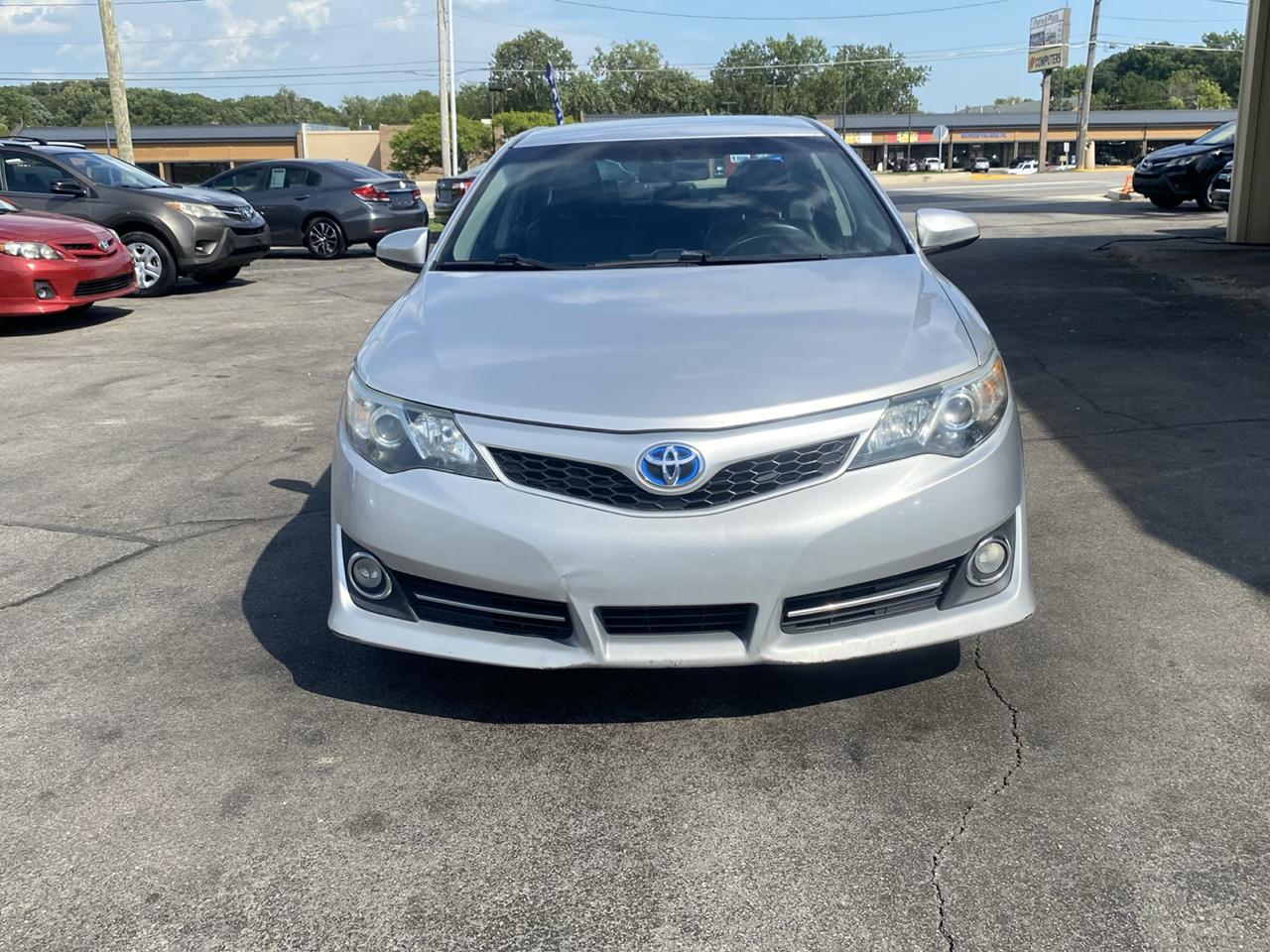 Toyota Camry Hybrid XLE 2014