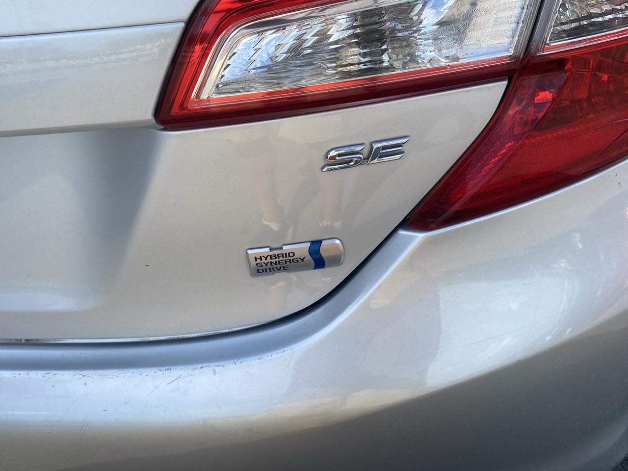 Toyota Camry Hybrid XLE 2014