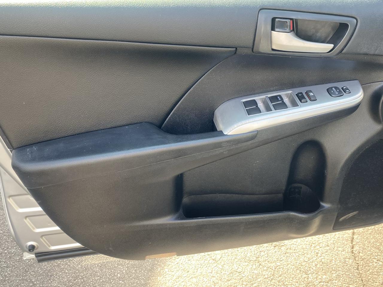 Toyota Camry Hybrid XLE 2014