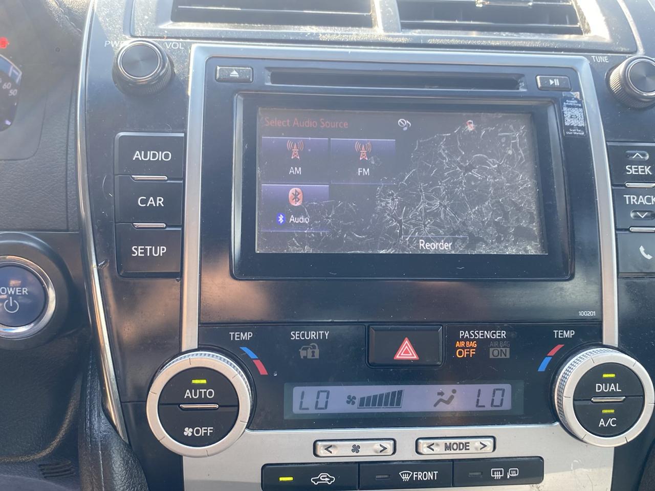 Toyota Camry Hybrid XLE 2014