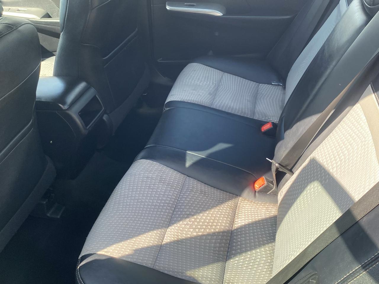 Toyota Camry Hybrid XLE 2014