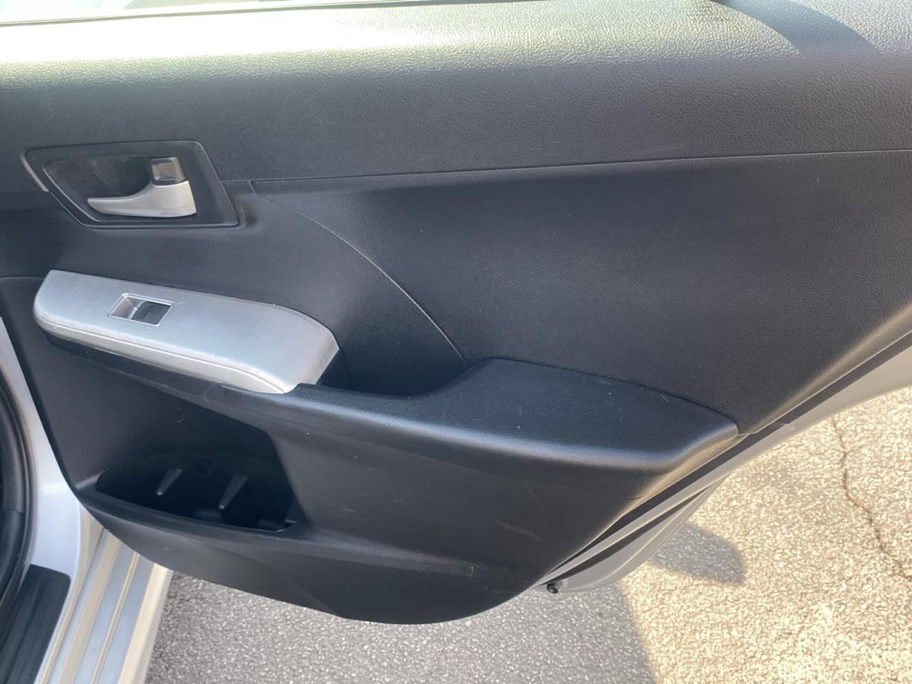 Toyota Camry Hybrid XLE 2014