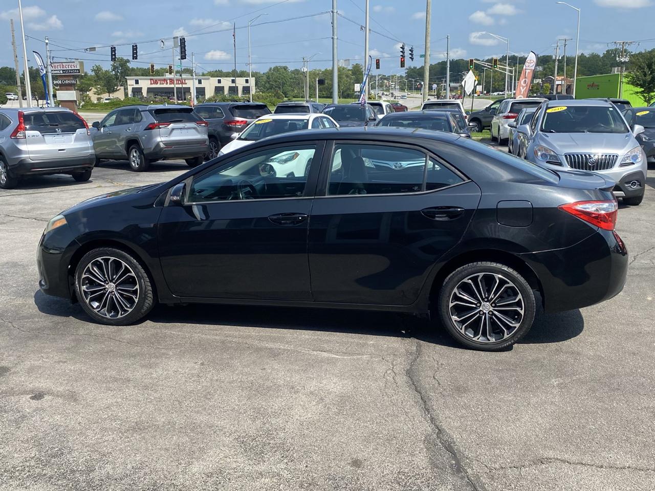 Toyota Corolla S Premium CVT 2015