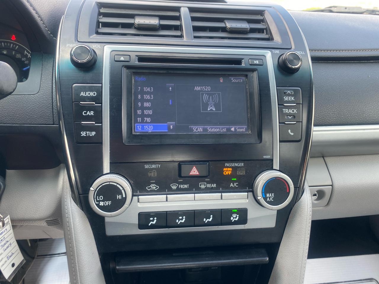 Toyota Camry LE 6-Spd AT 2014