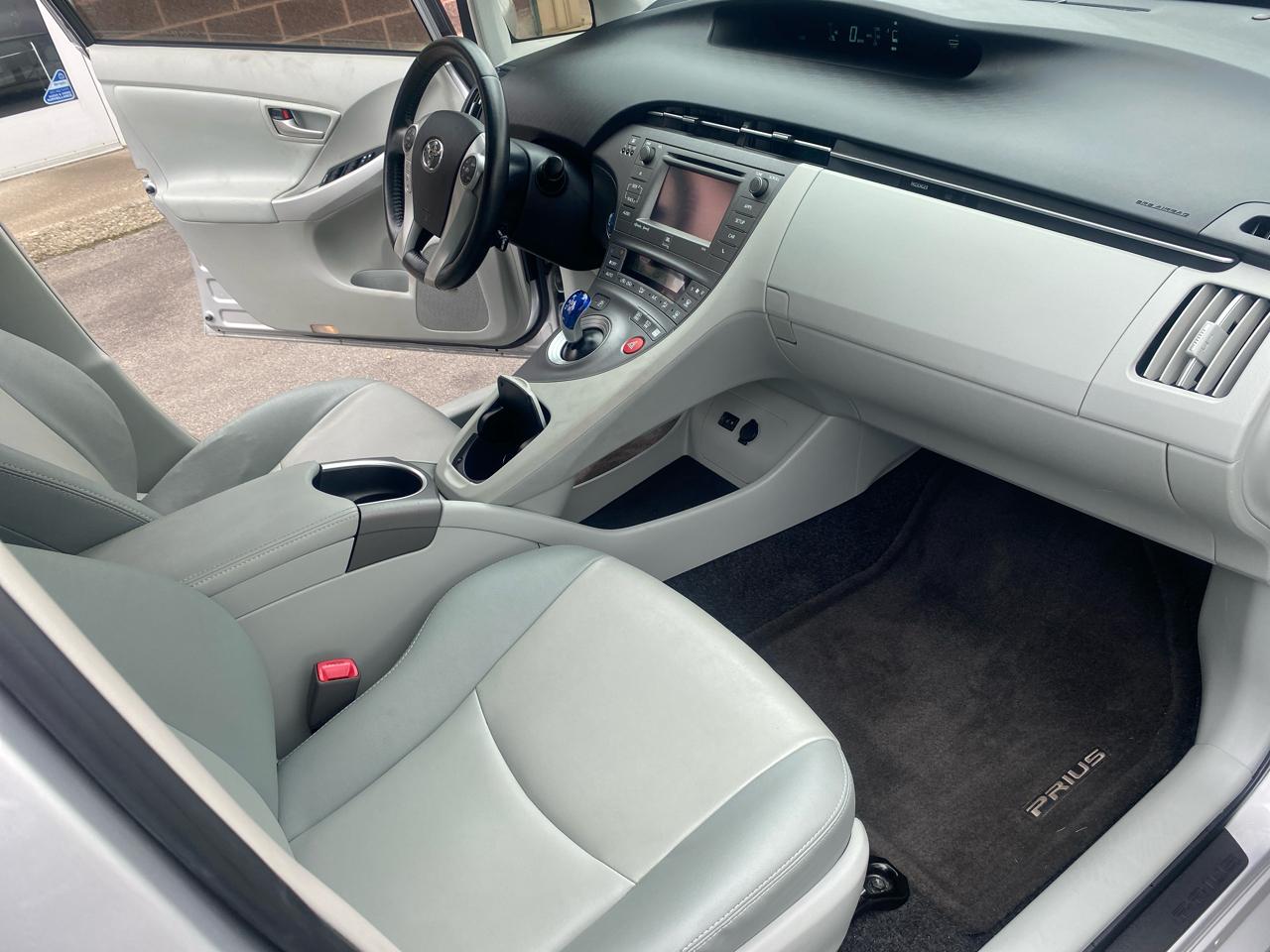 Toyota Prius Prius IV 2012