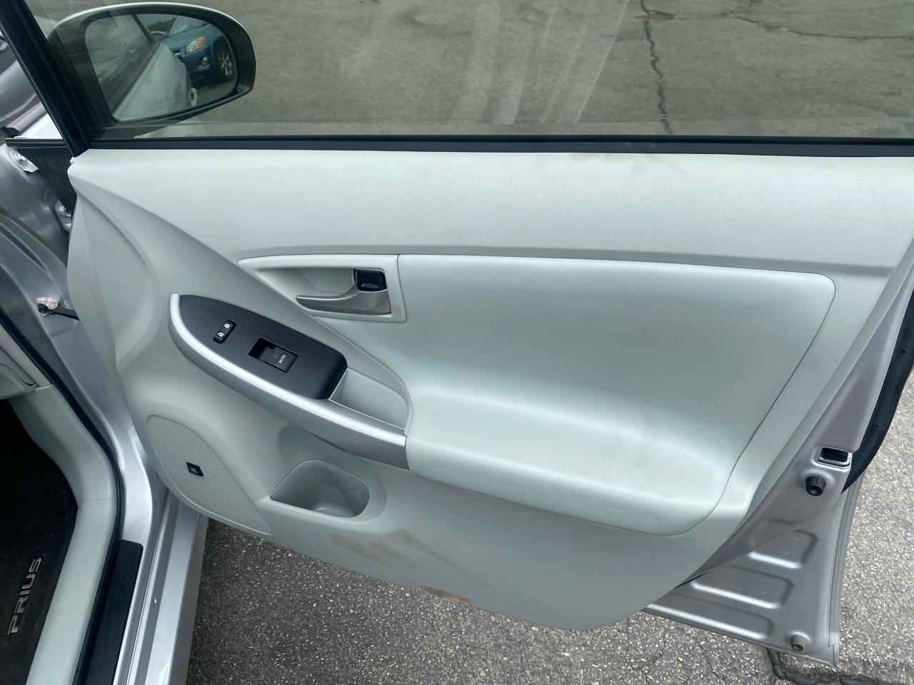 Toyota Prius Prius IV 2012