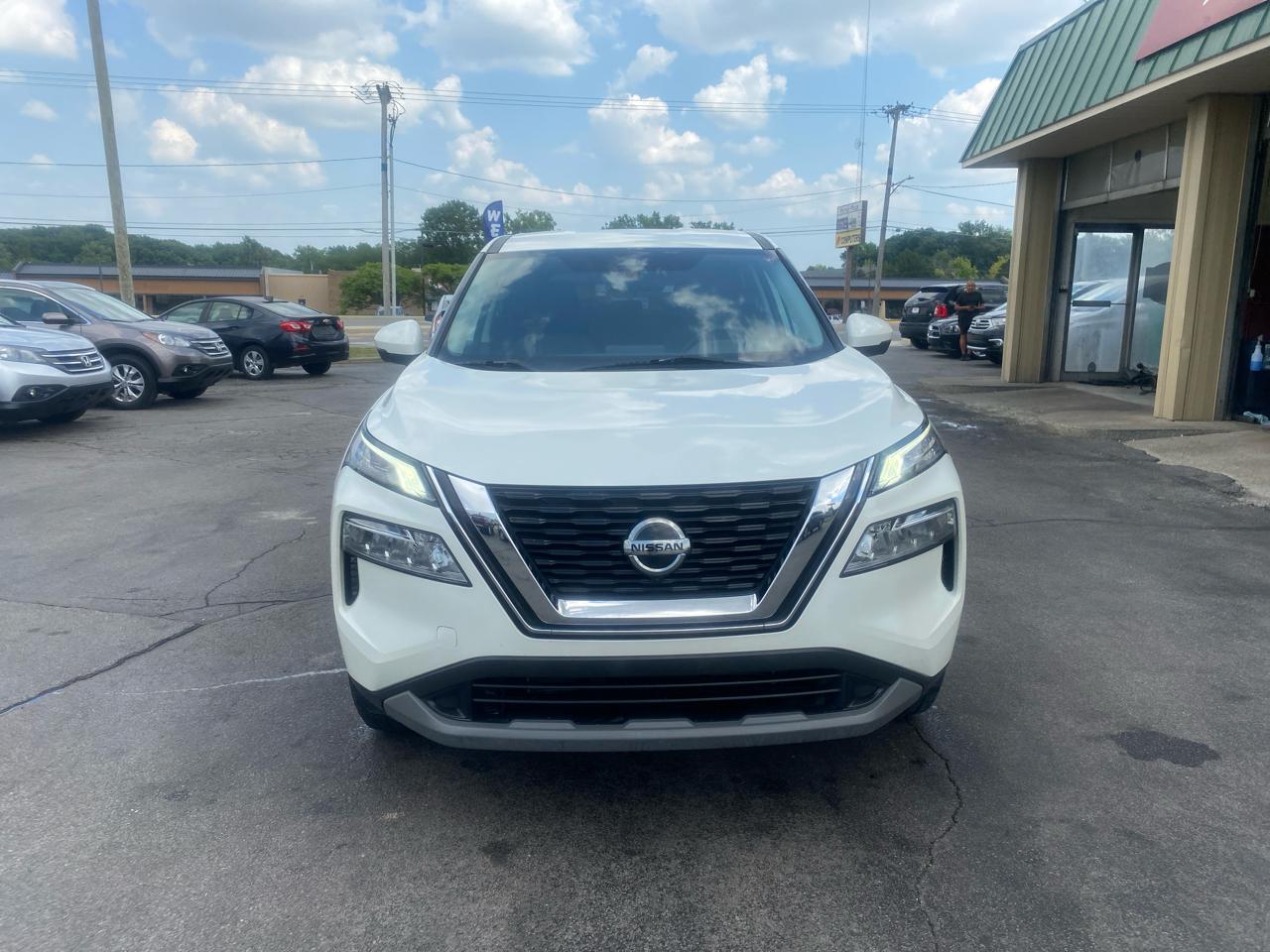 Nissan Rogue SV 2021