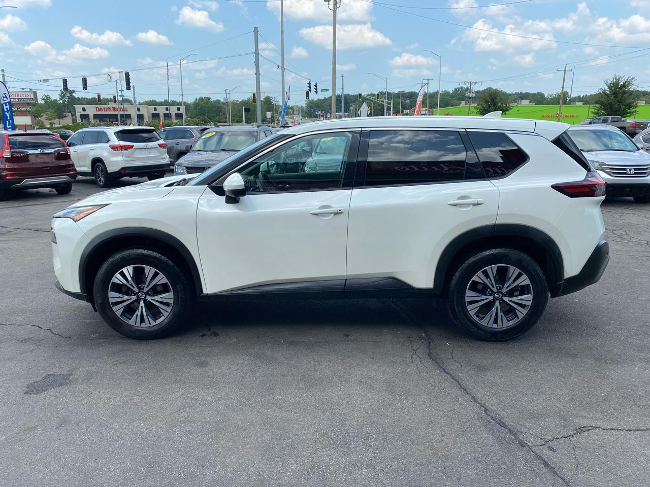 Nissan Rogue SV 2021