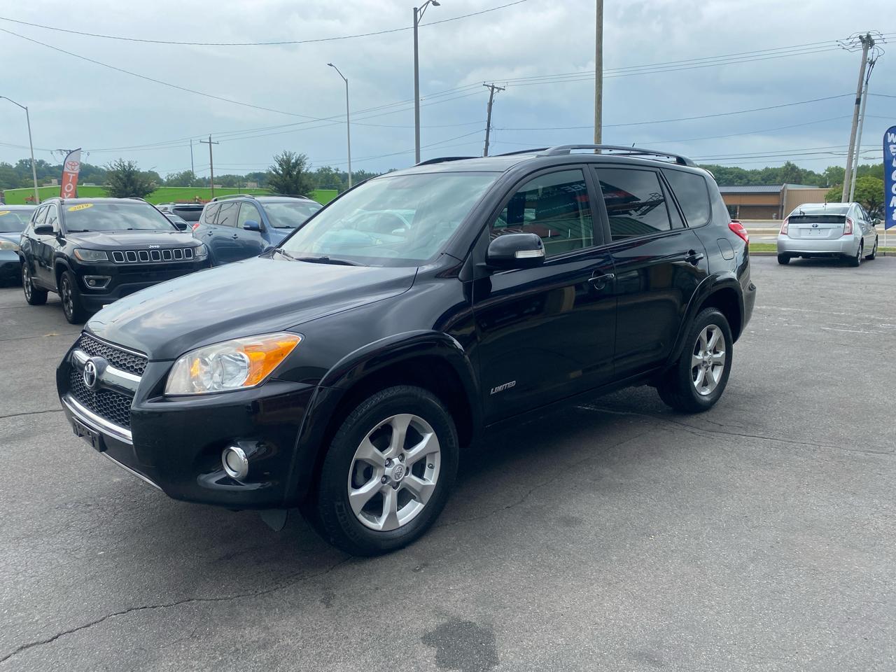 Toyota RAV4 Limited I4 4WD 2011