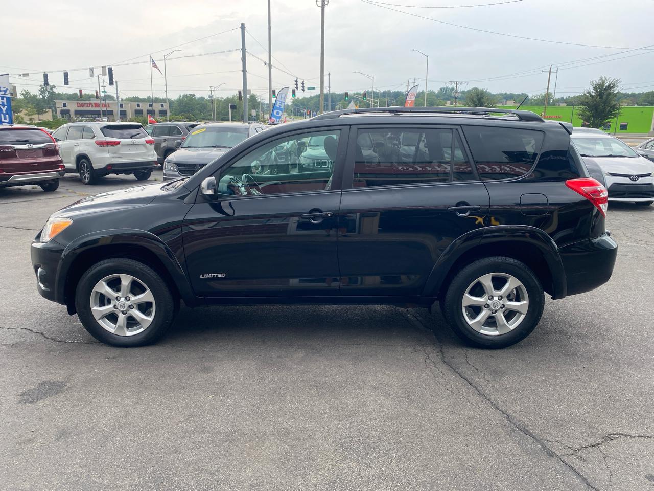 Toyota RAV4 Limited I4 4WD 2011