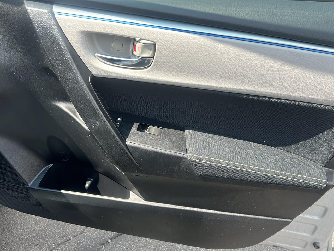 Toyota Corolla LE CVT 2014