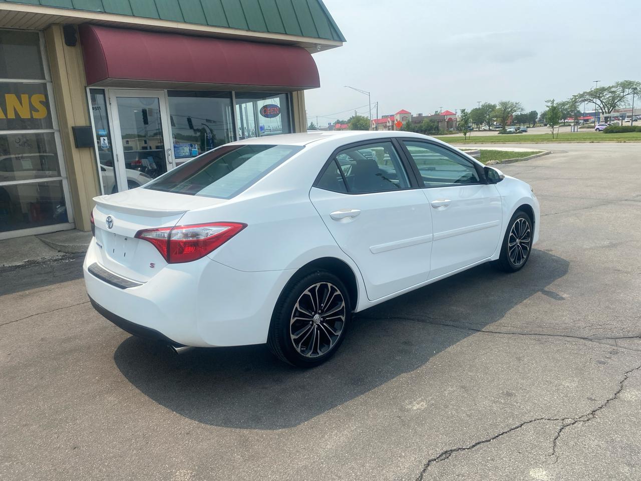 Toyota Corolla S Plus CVT 2015