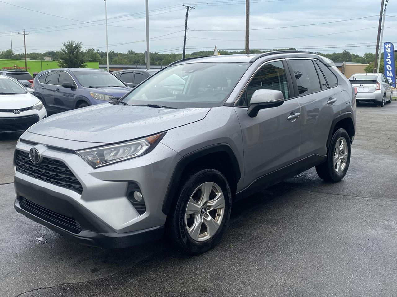 Toyota RAV4 XLE AWD 2020