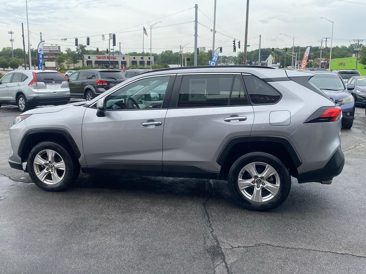 Toyota RAV4 XLE AWD 2020