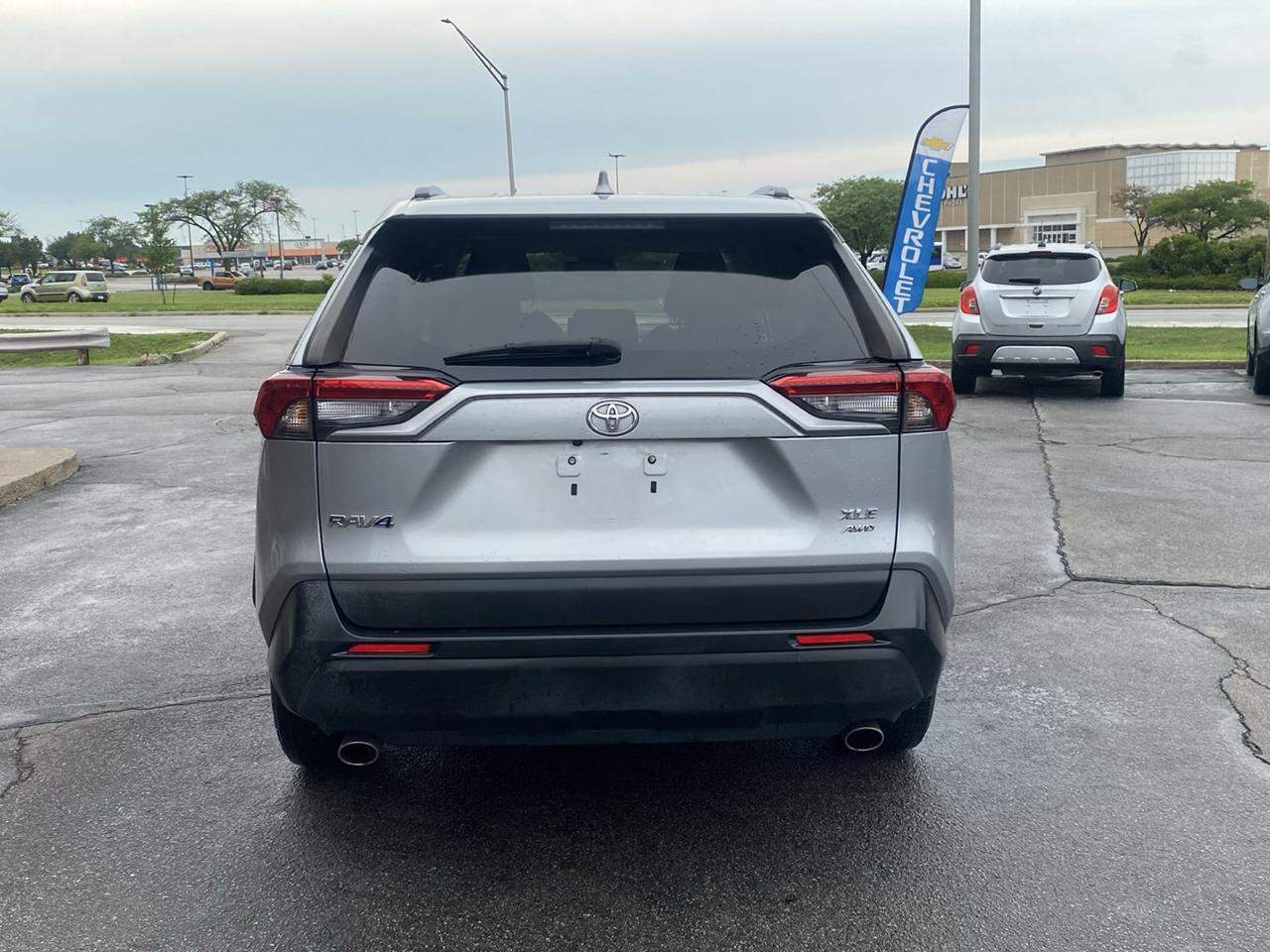 Toyota RAV4 XLE AWD 2020