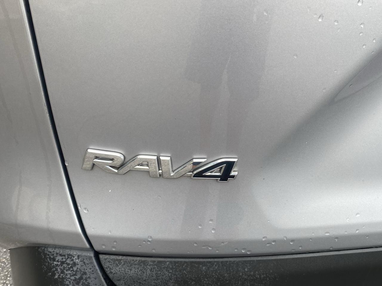 Toyota RAV4 XLE AWD 2020