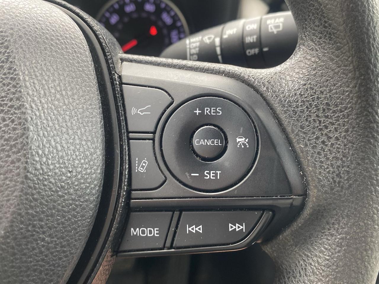 Toyota RAV4 XLE AWD 2020