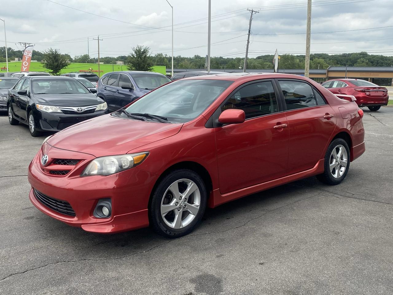 Toyota Corolla S 4-Speed AT 2011