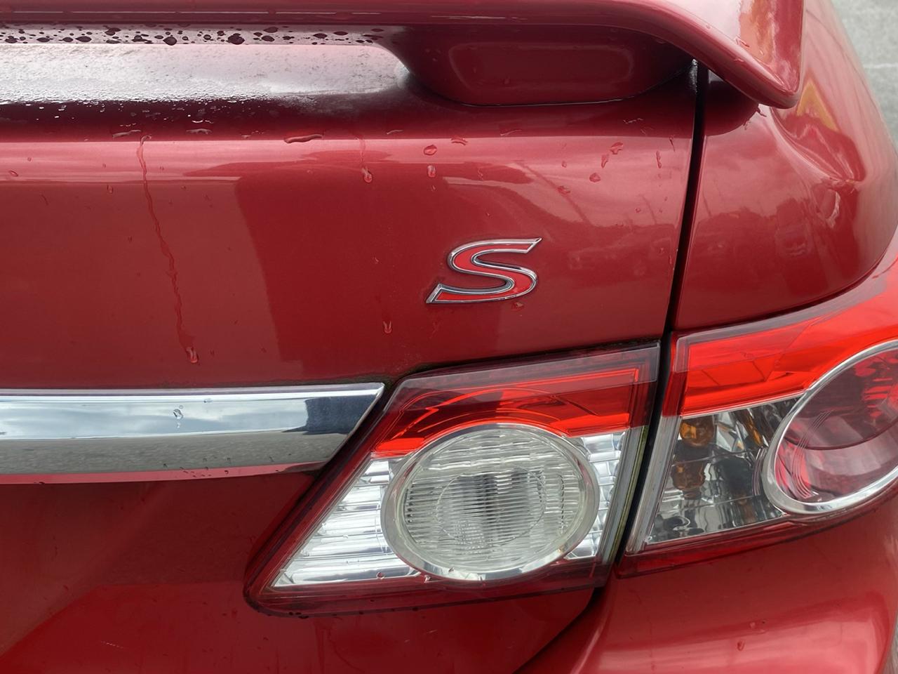 Toyota Corolla S 4-Speed AT 2011