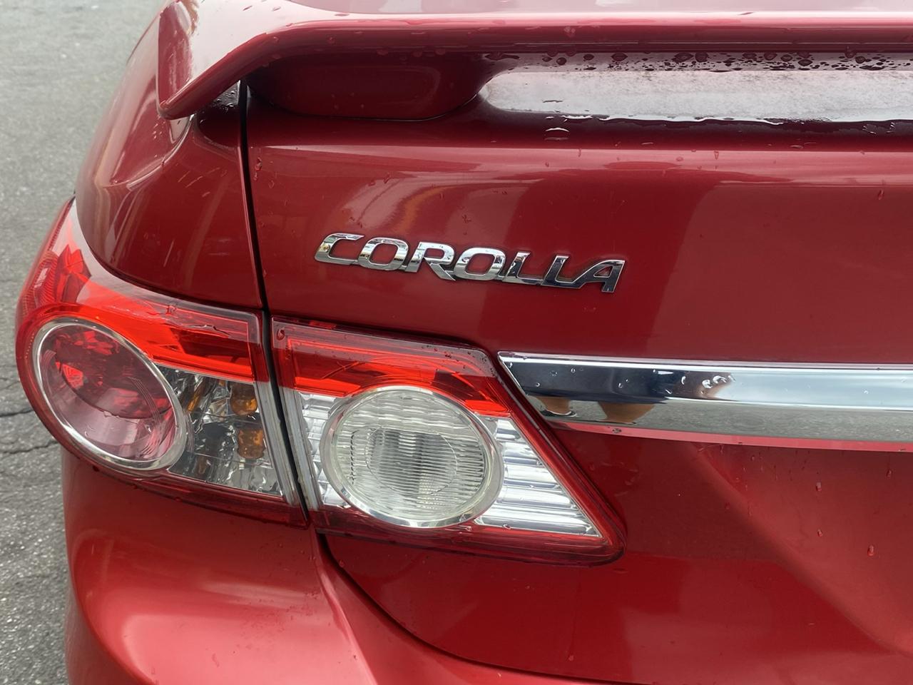 Toyota Corolla S 4-Speed AT 2011