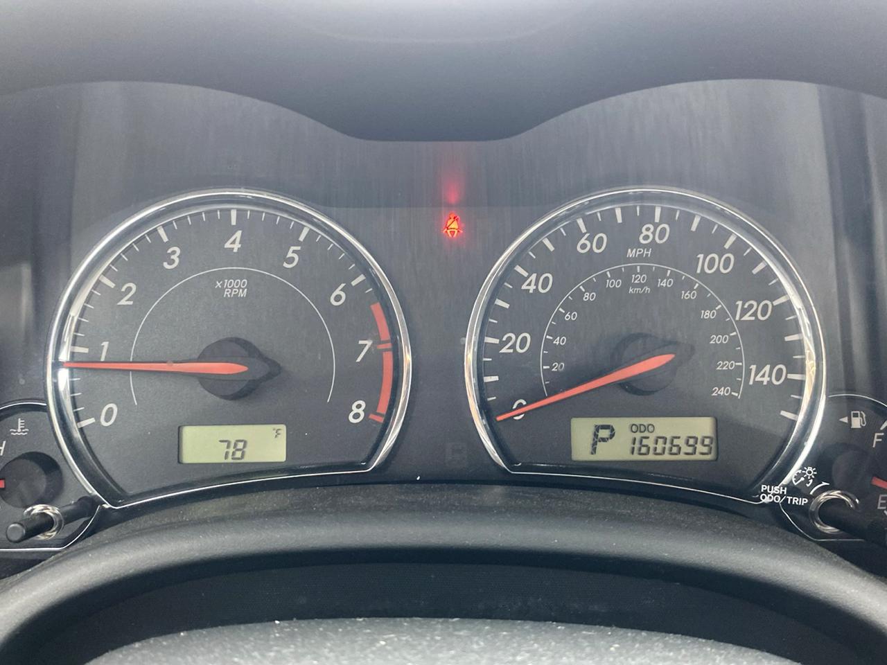 Toyota Corolla S 4-Speed AT 2011