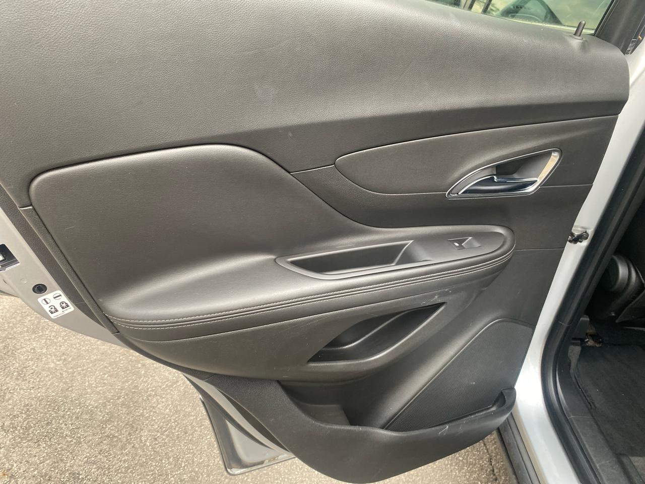 Buick Encore Convenience FWD 2016